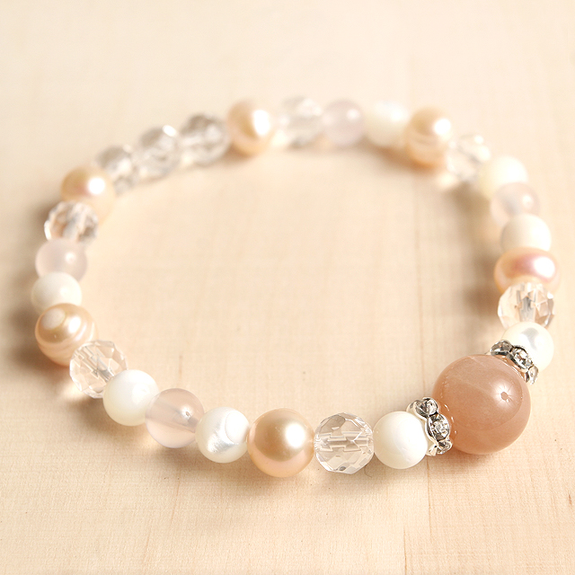 【パワーストーン　天然石　アクセサリー　デザイン　ジュエリー】【癒し＆恋愛】オレンジムーンストーンと淡水パールのコンビブレスレット/パワーストーン