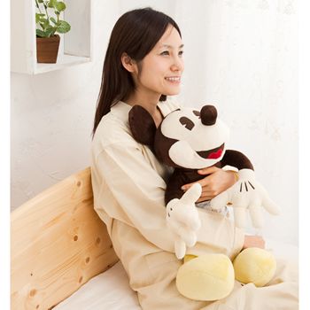 【西川産業】ディズニー抱き枕☆みんなの大好きなミッキーとミニーのおしゃれなだきまくらです［メーカー直送につき代引き不可］